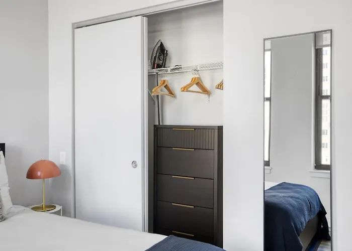 Apartment Loop 1br W Lounge Gym Roof Nr L Chi-692