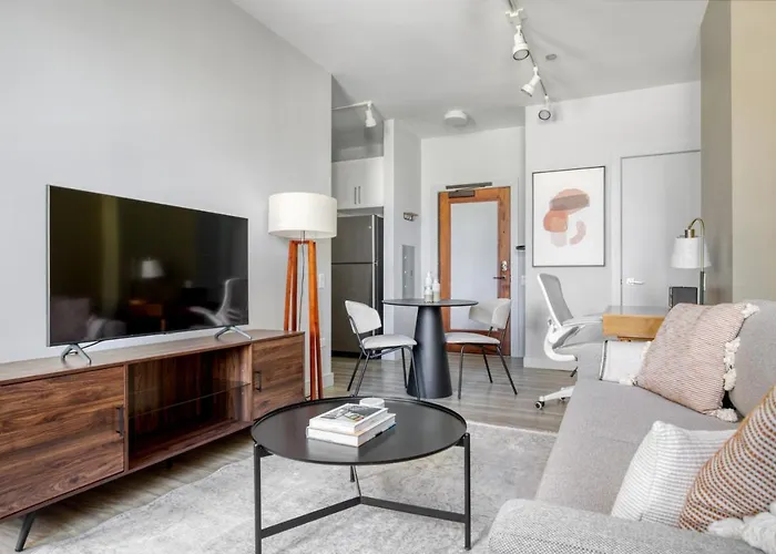 Loop 1br W Lounge Gym Roof Nr L Chi-692 Apartment Chicago