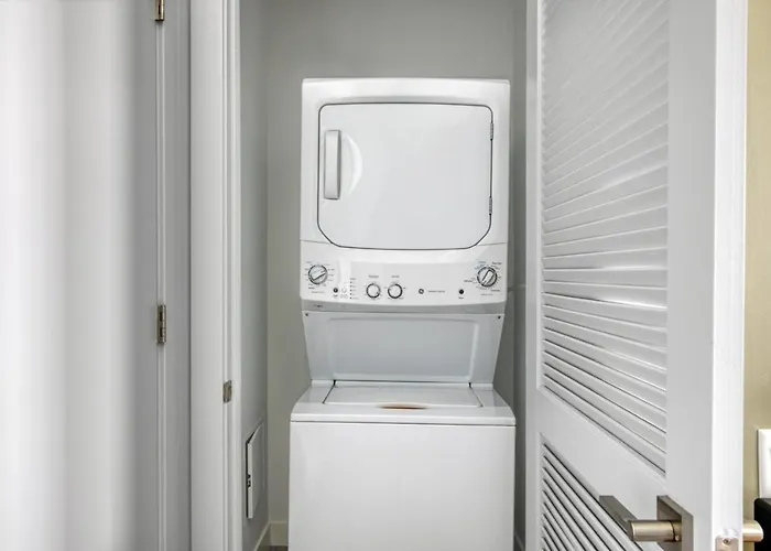 Loop 1br W Lounge Gym Roof Nr L Chi-692